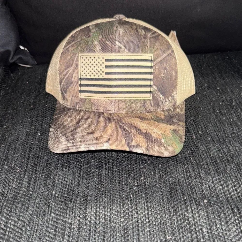 Real tree camouflage SnapBack hat brown green